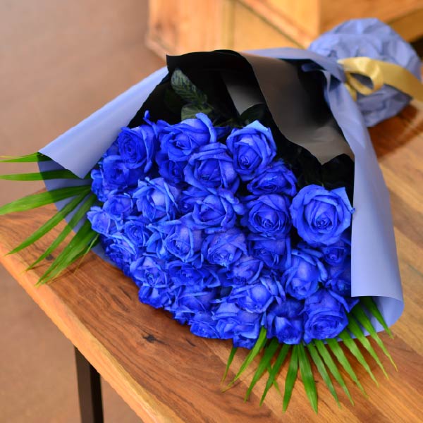 青いバラ40本の花束