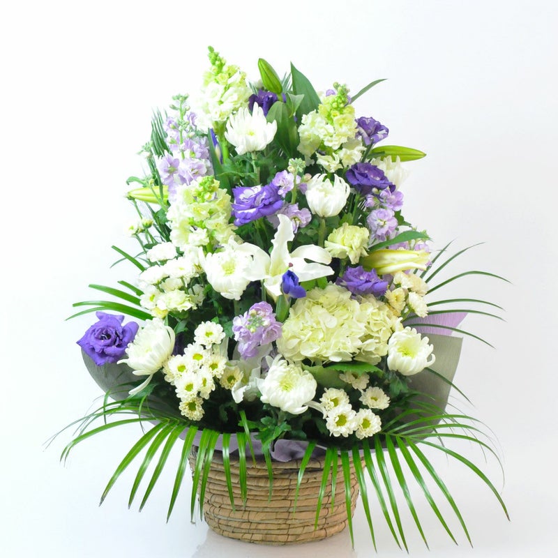 百合のお供えアレンジメント２Lサイズ