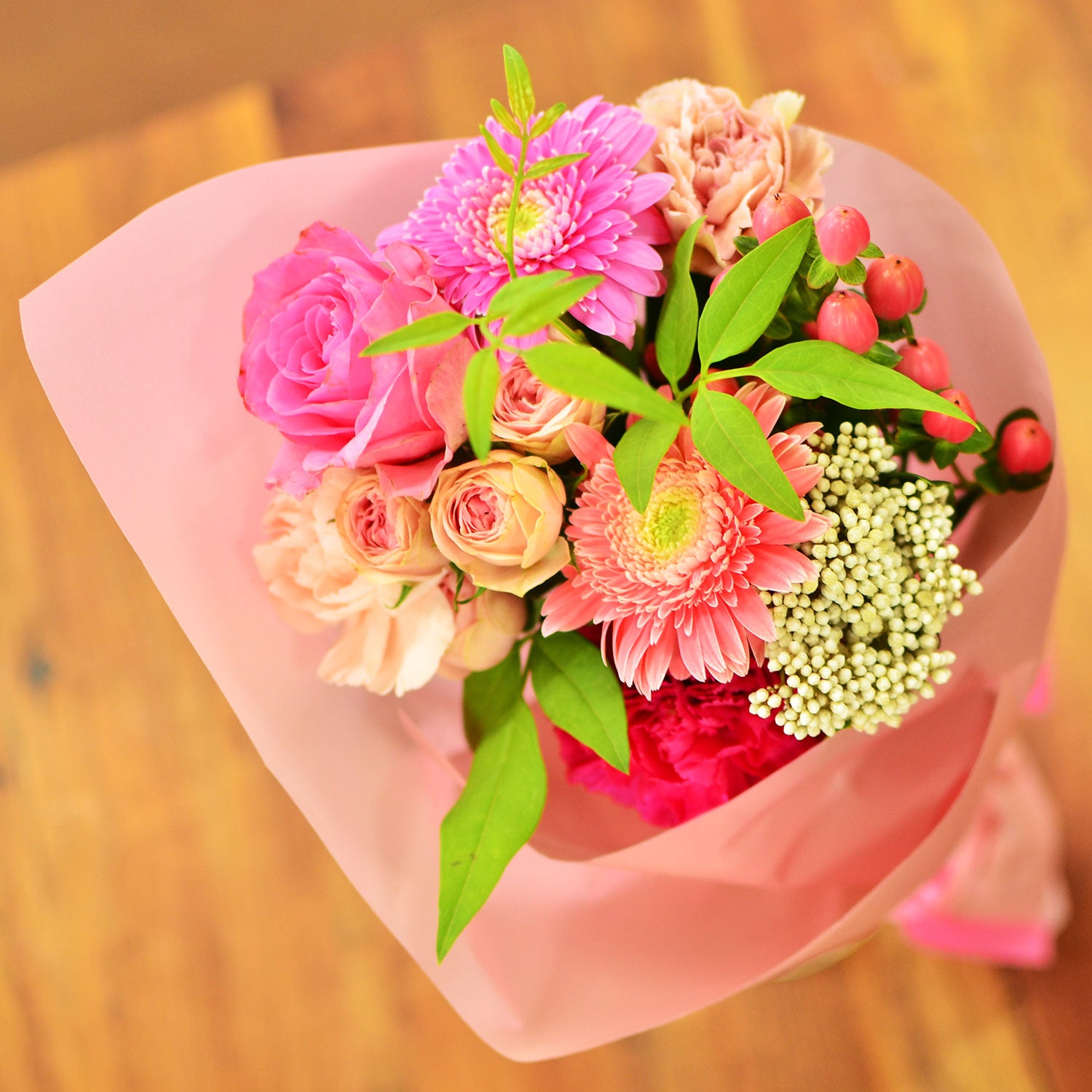バラ100本の花束 | 花工房エーデルワイス